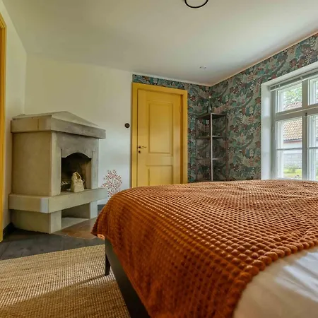 Moenus Pesa Appartement